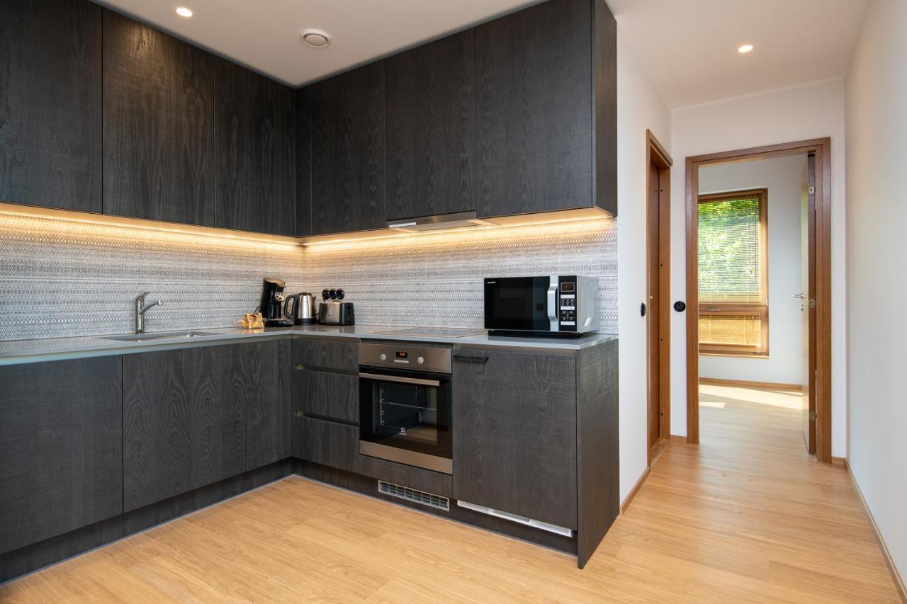 Self-Check-In Spacious 1 Bedroom Apartment With Free Parking Talin Exterior foto
