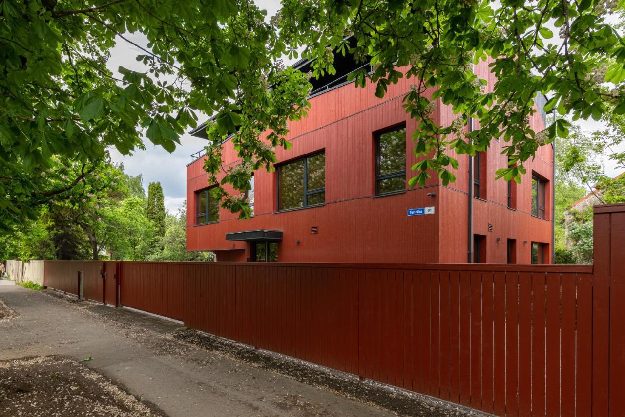 Self-Check-In Spacious 1 Bedroom Apartment With Free Parking Talin Exterior foto